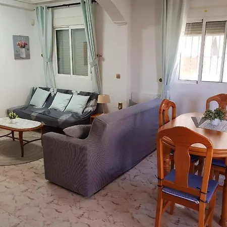 Casa Marisa * Dehesa de Campoamor (Orihuela Costa)